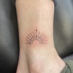 Tatouages minimalistes